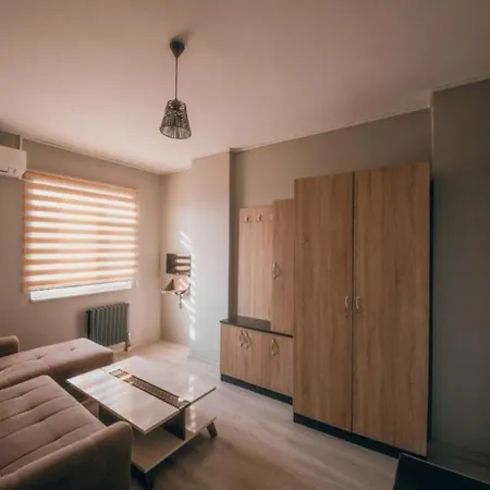 Edrin Hotel *